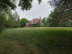 562 South Street, Shrewsbury MA 01545