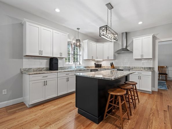 85 East St, Uxbridge MA 01569