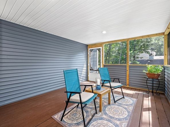 85 East St, Uxbridge MA 01569