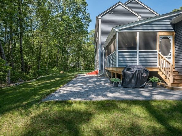 85 East St, Uxbridge MA 01569