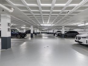 145 Pinckney Street 603605, Boston MA 02114