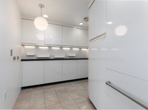 145 Pinckney Street 603605, Boston MA 02114