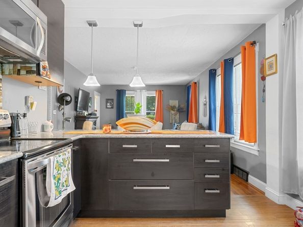 8 Wickman Drive, Gardner MA 01440