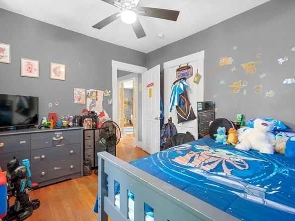 8 Wickman Drive, Gardner MA 01440