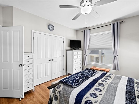 21 Daisy Ln, Plymouth MA 02360