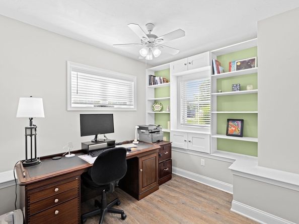 21 Daisy Ln, Plymouth MA 02360