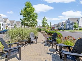 21 Daisy Ln, Plymouth MA 02360