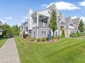 21 Daisy Ln, Plymouth MA 02360