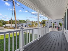 35 Grape St, Woburn MA 01801