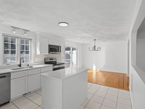 35 Grape St, Woburn MA 01801