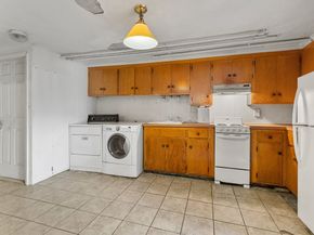 72 Hathaway Cir, Arlington MA 02476