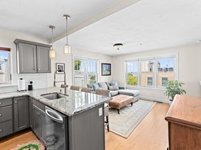 7 Sever St 2, Plymouth MA 02360