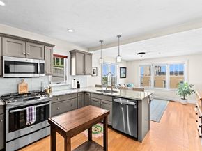 7 Sever St 2, Plymouth MA 02360