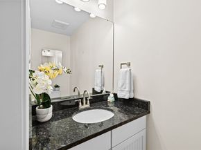 7 Sever St 2, Plymouth MA 02360