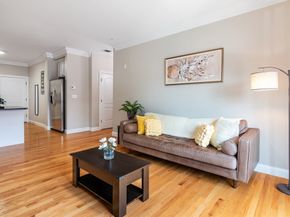 160 School St 31, Waltham MA 02451