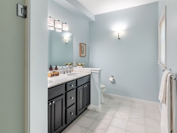 160 School St 31, Waltham MA 02451