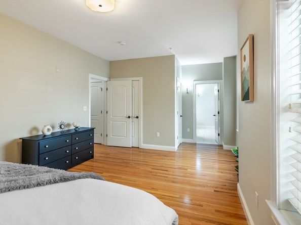 160 School St 31, Waltham MA 02451