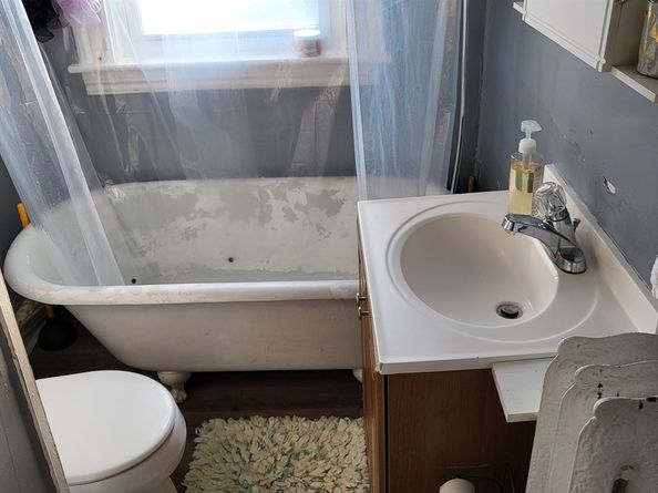 228 Forest Ave, Brockton MA 02301