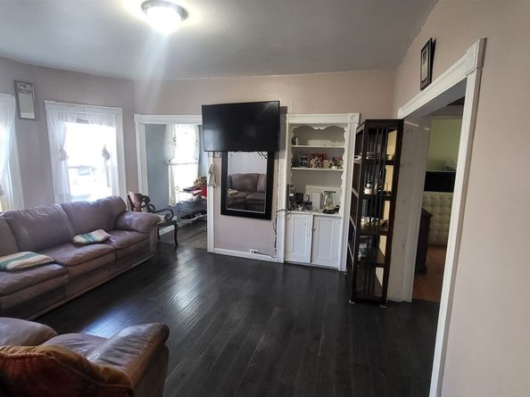228 Forest Ave, Brockton MA 02301
