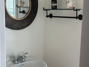 399 Sea St A, Quincy MA 02169