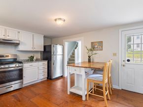 191-193 South St, Hingham MA 02043
