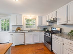 191-193 South St, Hingham MA 02043