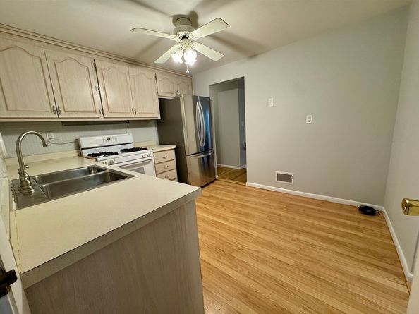 72 Foley, Marlborough MA 01752