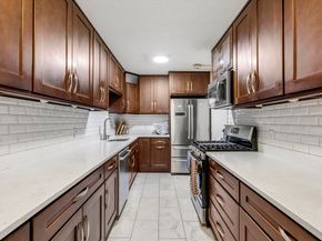 33 Pond Ave 919, Brookline MA 02445