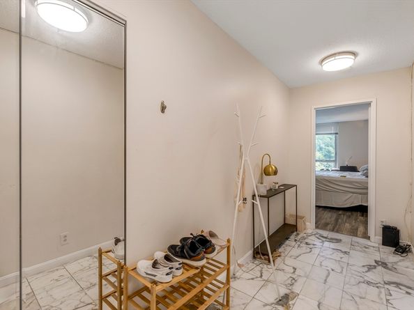 33 Pond Ave 919, Brookline MA 02445
