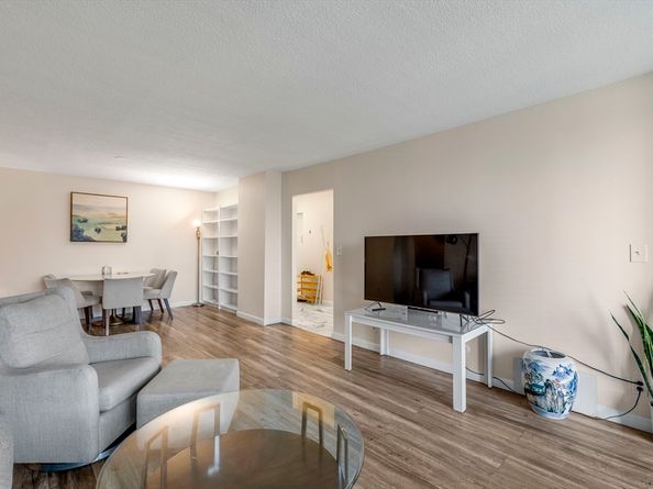 33 Pond Ave 919, Brookline MA 02445