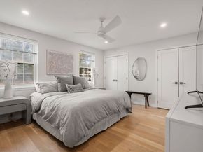 10 Denmark Ln 10, Needham MA 02492