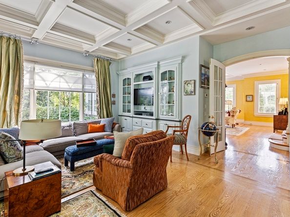 10 Andrea Drive, Hopkinton MA 01748