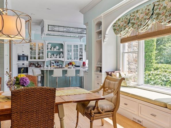 10 Andrea Drive, Hopkinton MA 01748