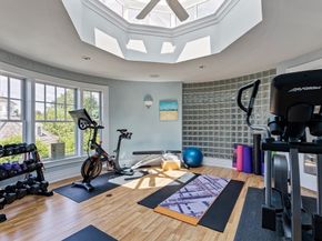 10 Andrea Drive, Hopkinton MA 01748