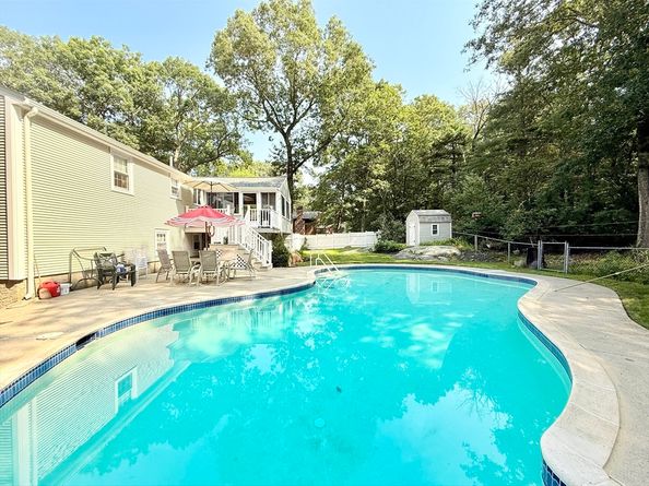 116 Cardinal Court, Braintree MA 02184
