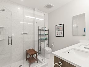 425 Lagrange St 203, Boston MA 02132