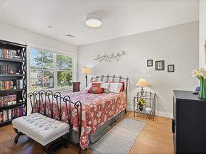425 Lagrange St 203, Boston MA 02132