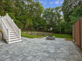 29 Beaverbrook Rd, Burlington MA 01803