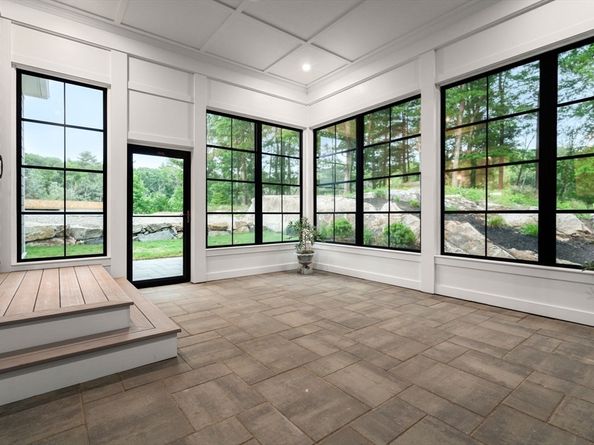 80 Horrigan Drive 24, Dedham MA 02026