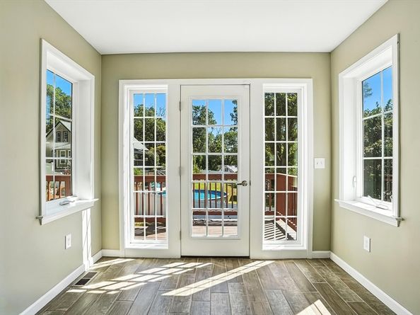 8 Shirley St, Auburn MA 01501