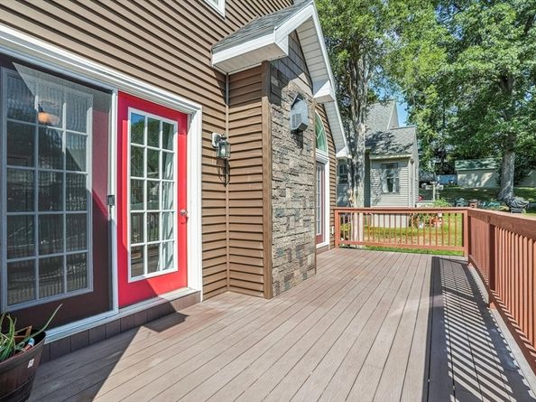8 Shirley St, Auburn MA 01501