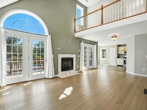8 Shirley St, Auburn MA 01501