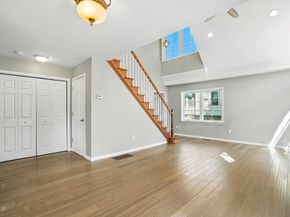 8 Shirley St, Auburn MA 01501