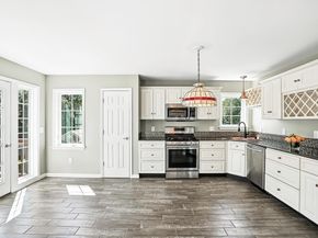 8 Shirley St, Auburn MA 01501