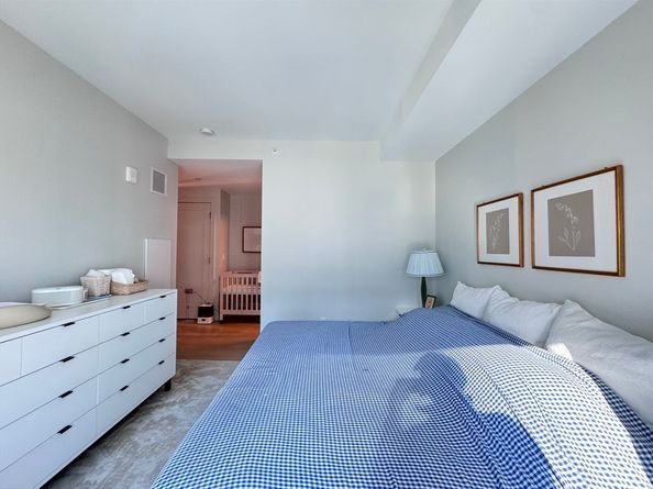133 Seaport 717, Boston MA 02210