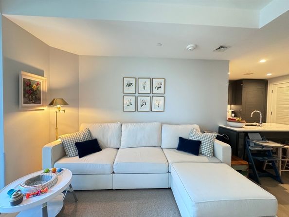 133 Seaport 717, Boston MA 02210