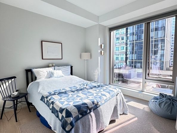 133 Seaport 717, Boston MA 02210