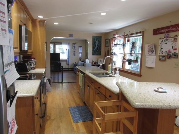 2767 Providence Rd, Northbridge MA 01534