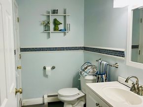 53 Denver Ter, Worcester MA 01604