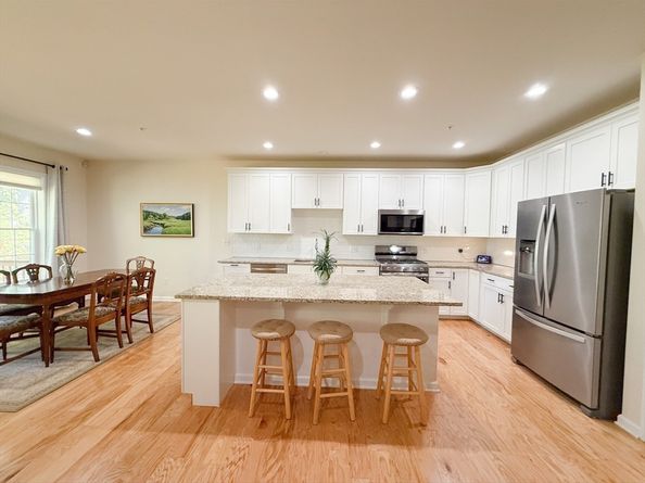 95 Brooksmont Dr 26, Holliston MA 01746
